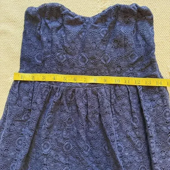 🖤 Pins and Needles Navy Lace Strapless Dress – Size M - Picture 3 of 7